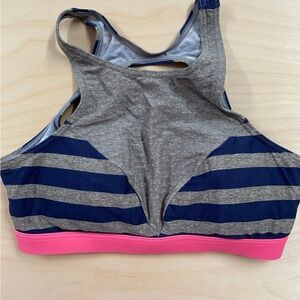 Neon Tide Sports Bra size Medium ( CZ)